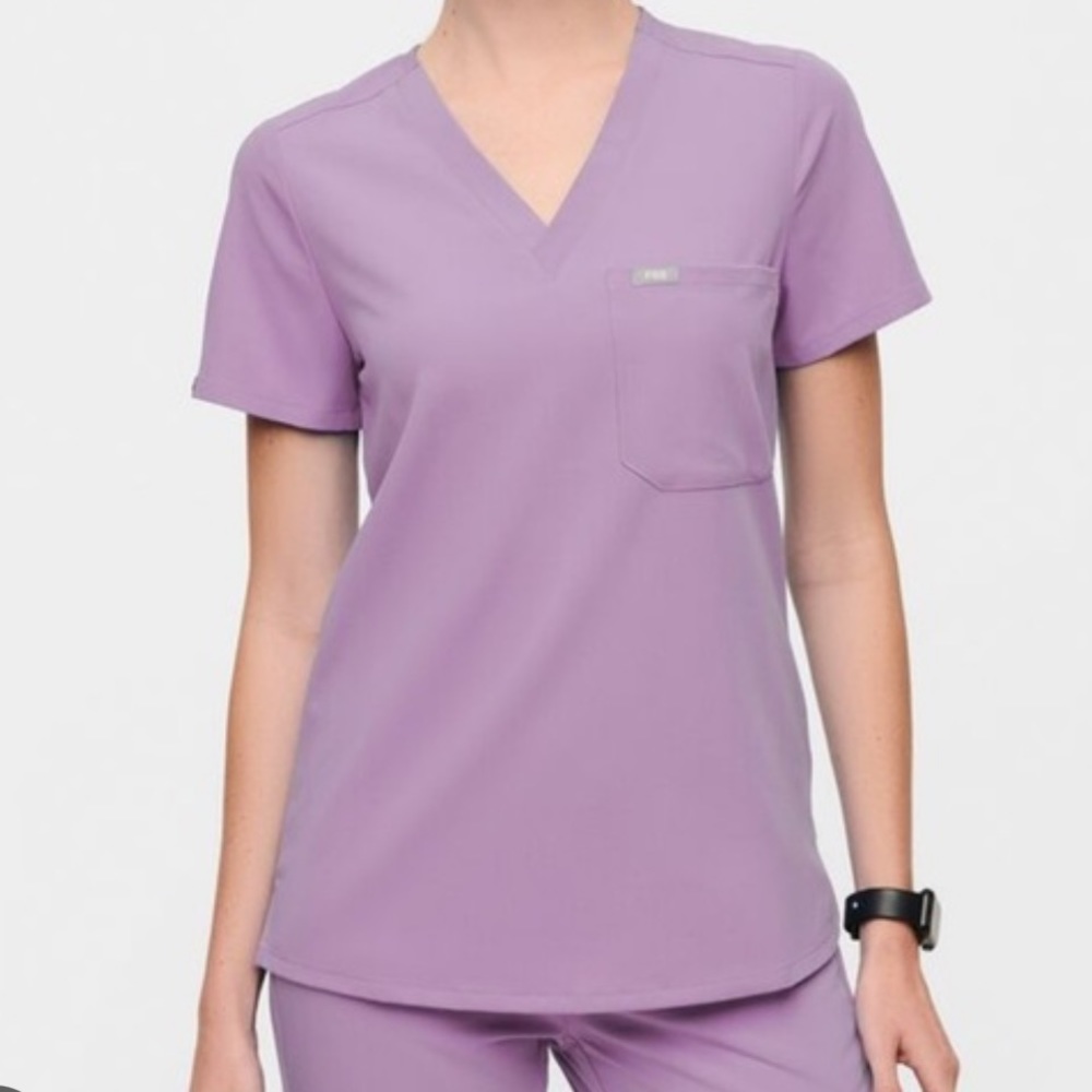 Figs Lavender Dew Catarina Scrub Top